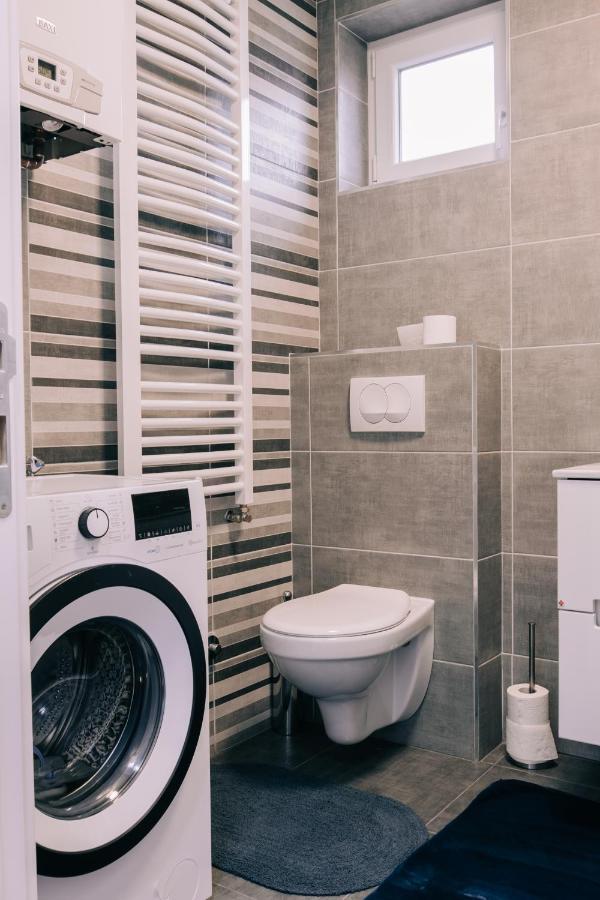 Tulip Guest House Ii. Palic Bagian luar foto