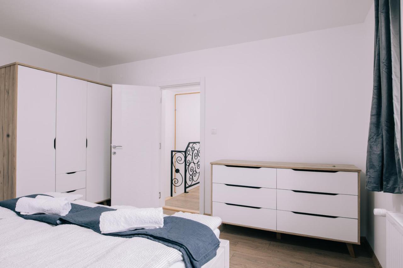 Tulip Guest House Ii. Palic Bagian luar foto