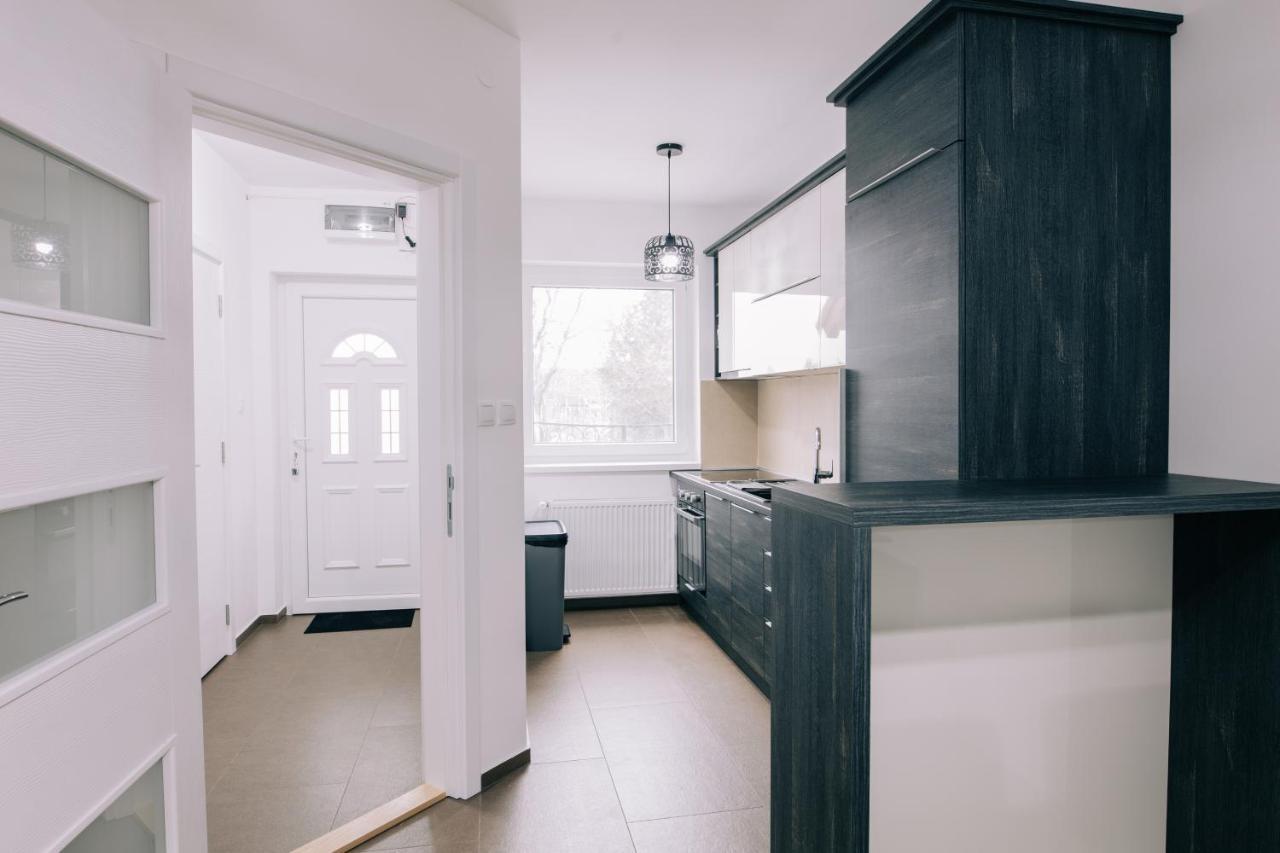 Tulip Guest House Ii. Palic Bagian luar foto