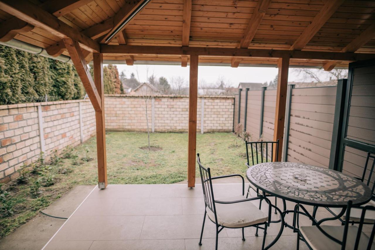 Tulip Guest House Ii. Palic Bagian luar foto